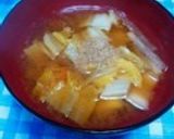 白菜の味噌汁にヘルシ～擦り胡麻とえごま油作り方6写真