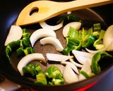 レモン風味☆厚切りハムと野菜のソース炒め作り方2写真