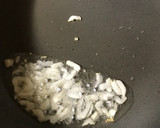 厚揚げと豆苗のガーリック炒め作り方2写真
