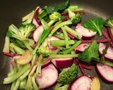 コリコリ野菜のクミンシード炒め作り方3写真