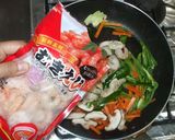 焼きうどん♪簡単シーフードしょうゆ味作り方5写真