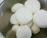 タコと大根の柔らか煮♪　(炭酸水使用)作り方2写真