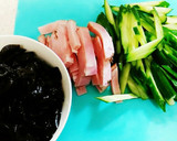 彩り◎きゅうりとキクラゲとハムの玉子炒め作り方1写真