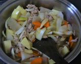 野菜たっぷり　しんから温まる豚汁作り方5写真