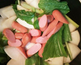 野菜ひとつで簡単！かぶとウインナーの煮物作り方7写真