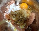 簡単☆ふわふわつるりん鶏団子作り方1写真