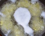 卵とじゃがいもの海鮮風味オイル炒め作り方2写真