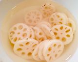 蓮根とカリカリアーモンドのカレーそぼろ♡作り方1写真