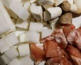 おつまみに♪大根と鶏もも肉のアヒージョ作り方3写真