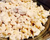 材料すべてフライパンへ〜簡単☆鶏そぼろ！作り方4写真