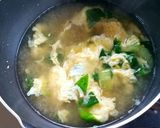 チンゲン菜と卵の味噌汁作り方5写真