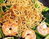 鉄板海老ソース焼きそば(*^^*)♪作り方1写真