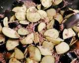 旨辛❤なすとニラと挽き肉のラー油炒め作り方4写真
