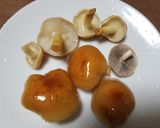 クリタケと乾燥ワカメの味噌汁作り方1写真