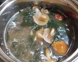 クリタケと乾燥ワカメの味噌汁作り方4写真