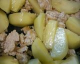 鶏肉のミンチのジャガ煮作り方3写真