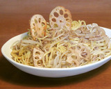 豚ひき肉とれんこんともやしの和風焼きそば作り方6写真