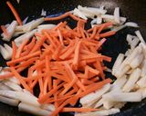 大根の葉プラス根菜炒め。作り方2写真