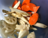 鶏ささみと根菜のピリ辛みそ炒め作り方2写真