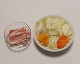 【一人鍋】豚肉とたっぷり野菜の蒸し鍋作り方1写真