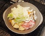 【一人鍋】豚肉とたっぷり野菜の蒸し鍋作り方3写真