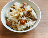 白だしで簡単。なめこの炊き込みご飯作り方5写真
