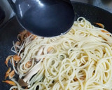 桜エビ漁師が作る！桜エビとキノコパスタ！作り方4写真