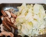 椎茸とキャベツのガチソースパスタ　作り方1写真