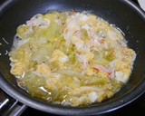 簡単5分！カニカマとレタスの中華旨煮作り方3写真