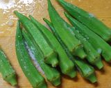 朝食♪豆苗とオクラ❀さつま揚げのお吸い物作り方3写真