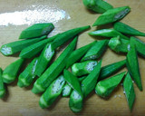 朝食♪豆苗とオクラ❀さつま揚げのお吸い物作り方4写真