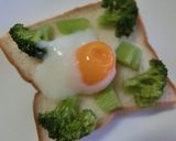 パクチー香る❀ブロッコリー×温玉トースト作り方3写真