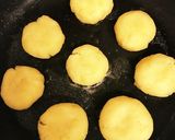 簡単！お洒落♪コンソメチーズいももち作り方4写真
