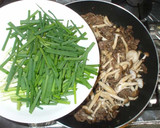 牛肉とシメジ炒めもの♪簡単作り方7写真