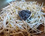 節約【もやしと塩昆布のペペロンチーノ風】作り方4写真