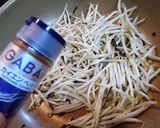 節約【もやしと塩昆布のペペロンチーノ風】作り方5写真
