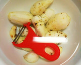 だしの素で簡単！里芋となすと豚肉の煮物作り方2写真