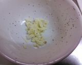 豚となすの粒マス炒め作り方1写真