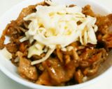 簡単ランチ★豚キムチ—ズ丼作り方2写真