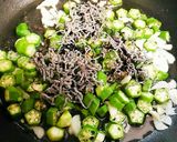 ネバ旨❤納豆とオクラのにんにくパスタ作り方4写真