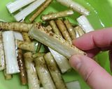 材料１つ☆やみつきごぼうの味噌きんぴら作り方1写真