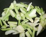 シャキシャキさっぱり！やみつき鶏セロリ作り方5写真