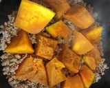 簡単甘さ黄金比！かぼちゃと豚そぼろの煮物作り方6写真