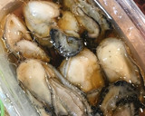 酒蒸しにした酢牡蠣の和香草和え作り方3写真