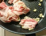 簡単カリカリ豚肉と蓮根のペペロンチーノ作り方3写真
