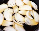 だしの素で簡単！玉ねぎと卵のお吸い物作り方4写真