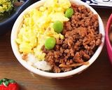 卵とひき肉のそぼろ丼♫作り方4写真