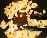 ムール貝の白ワイン蒸し玉ねぎ入り作り方1写真