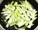 チンゲン菜と豚バラのオイスターソース炒め作り方10写真