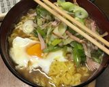 インスタントラーメンをちょっと豪華に作り方4写真